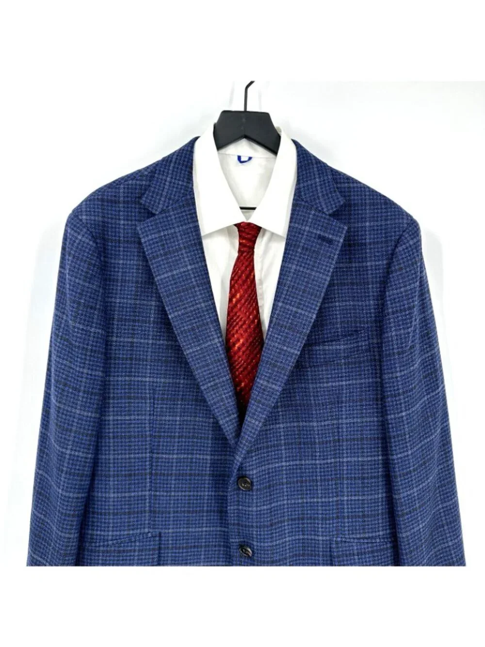 Joseph Abboud excellent pre